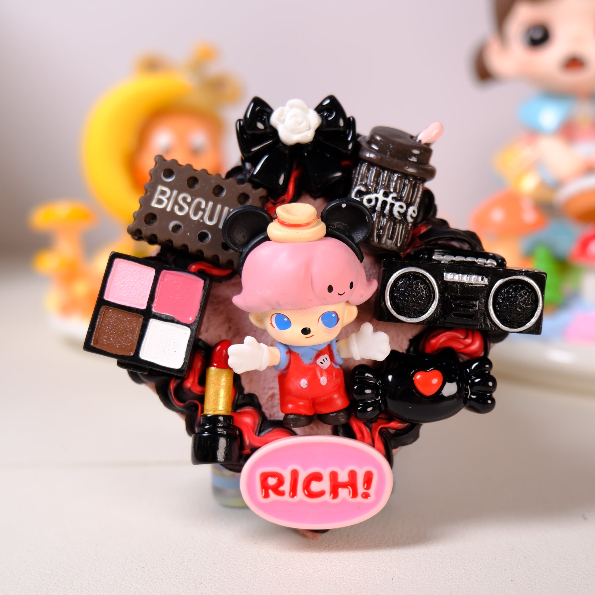 Arttoy Fridge Magnet – Decorative Accessory for Your Refrigerator