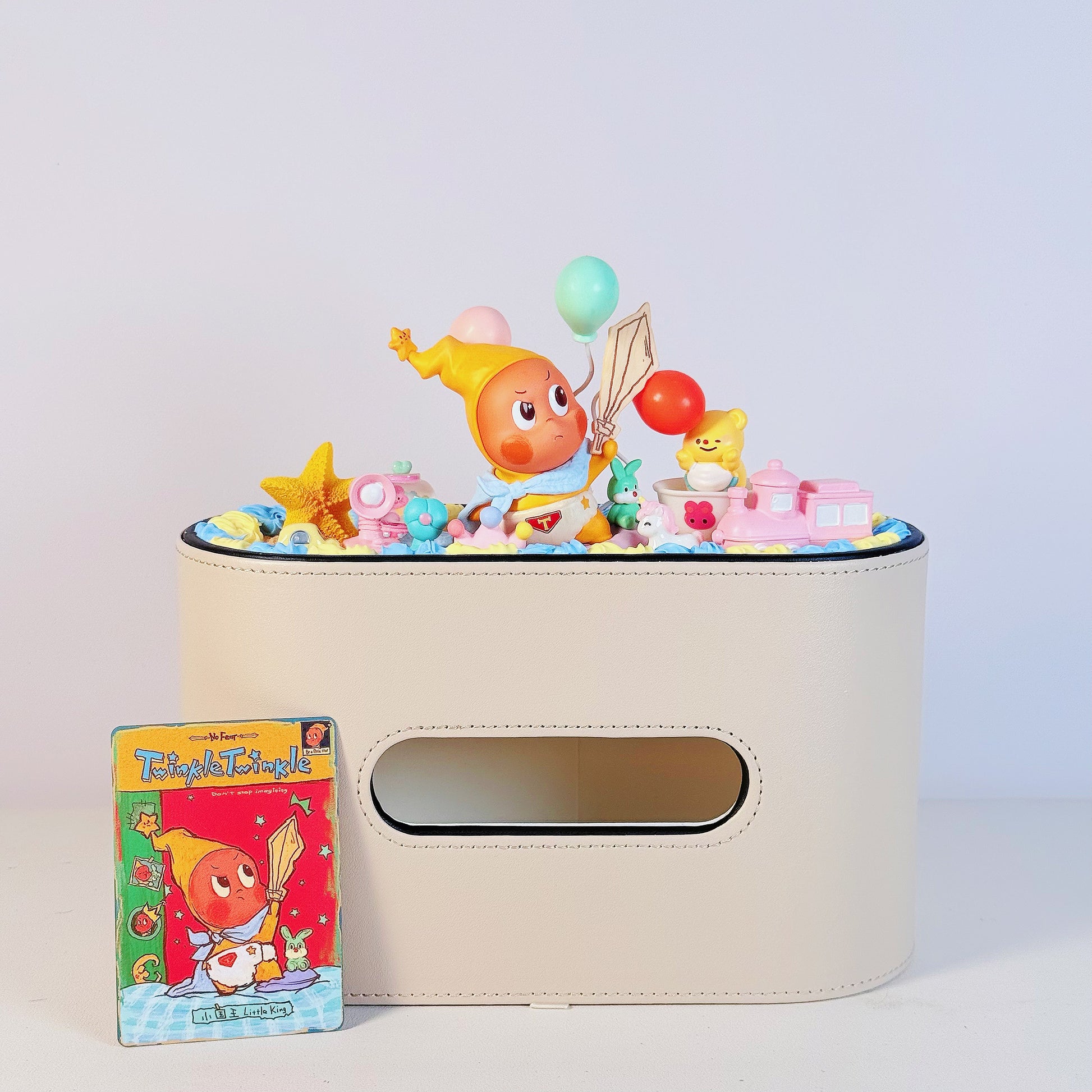 🧻 Leather-Wrapped Tissue Box – Decorated with Twinkle Twinkle Arttoy Design (Authentic from POP MART)
