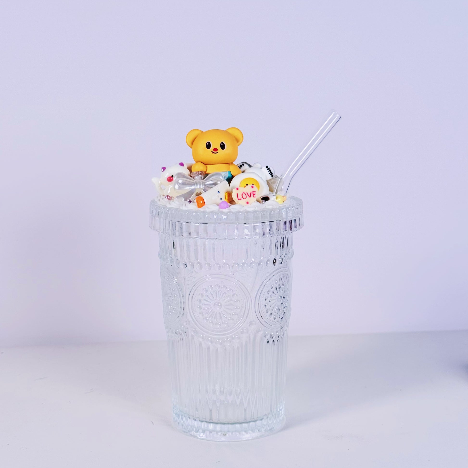 🧸 Mini clear glass – decorated with authentic Butter Bear figure