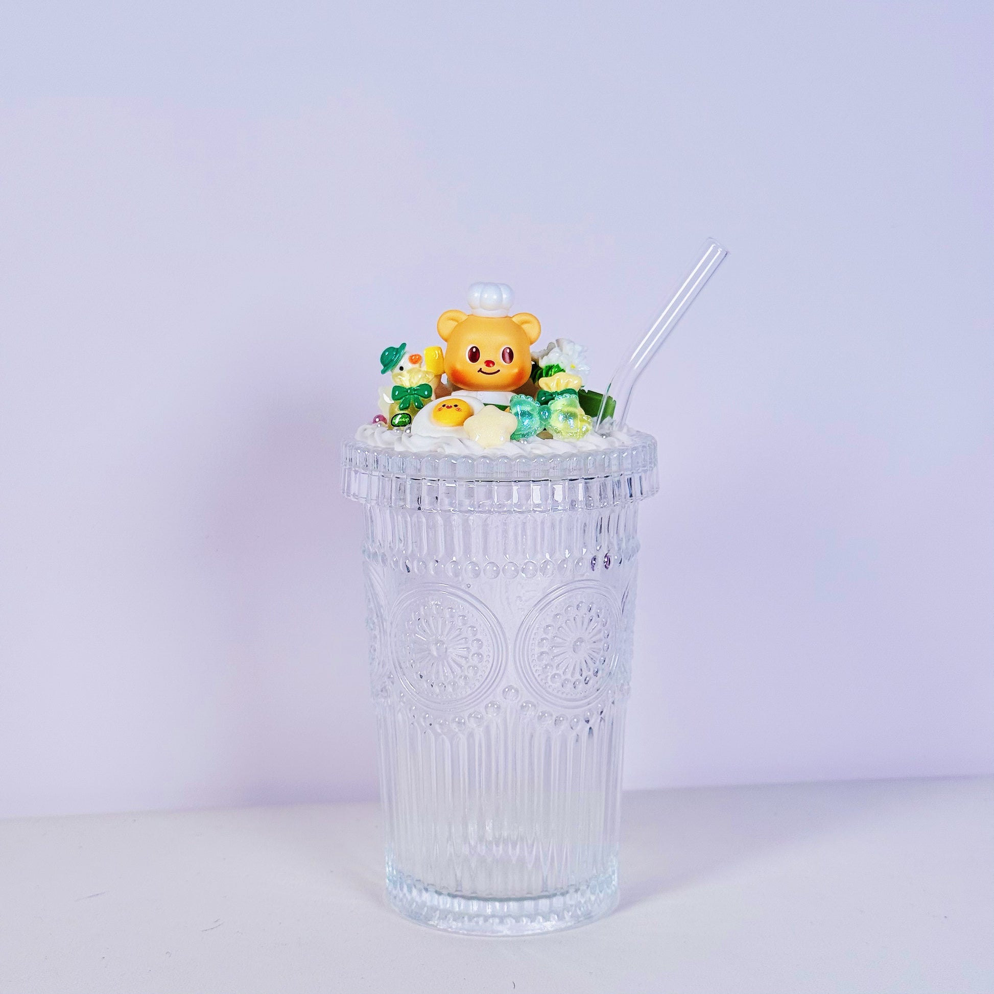 🧸 Mini clear glass – decorated with authentic Butter Bear figure